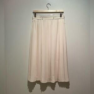 NWT Vintage Arabesque Chic Ivory Pleated Skirt